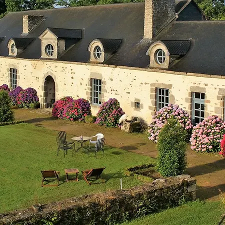 Chateau De La Chasse-guerre Hardanges