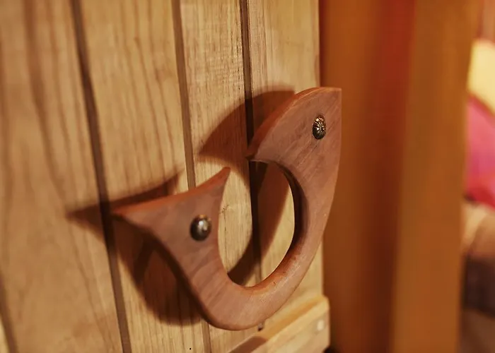 Chateau De La Chasse-guerre B&B Hardanges